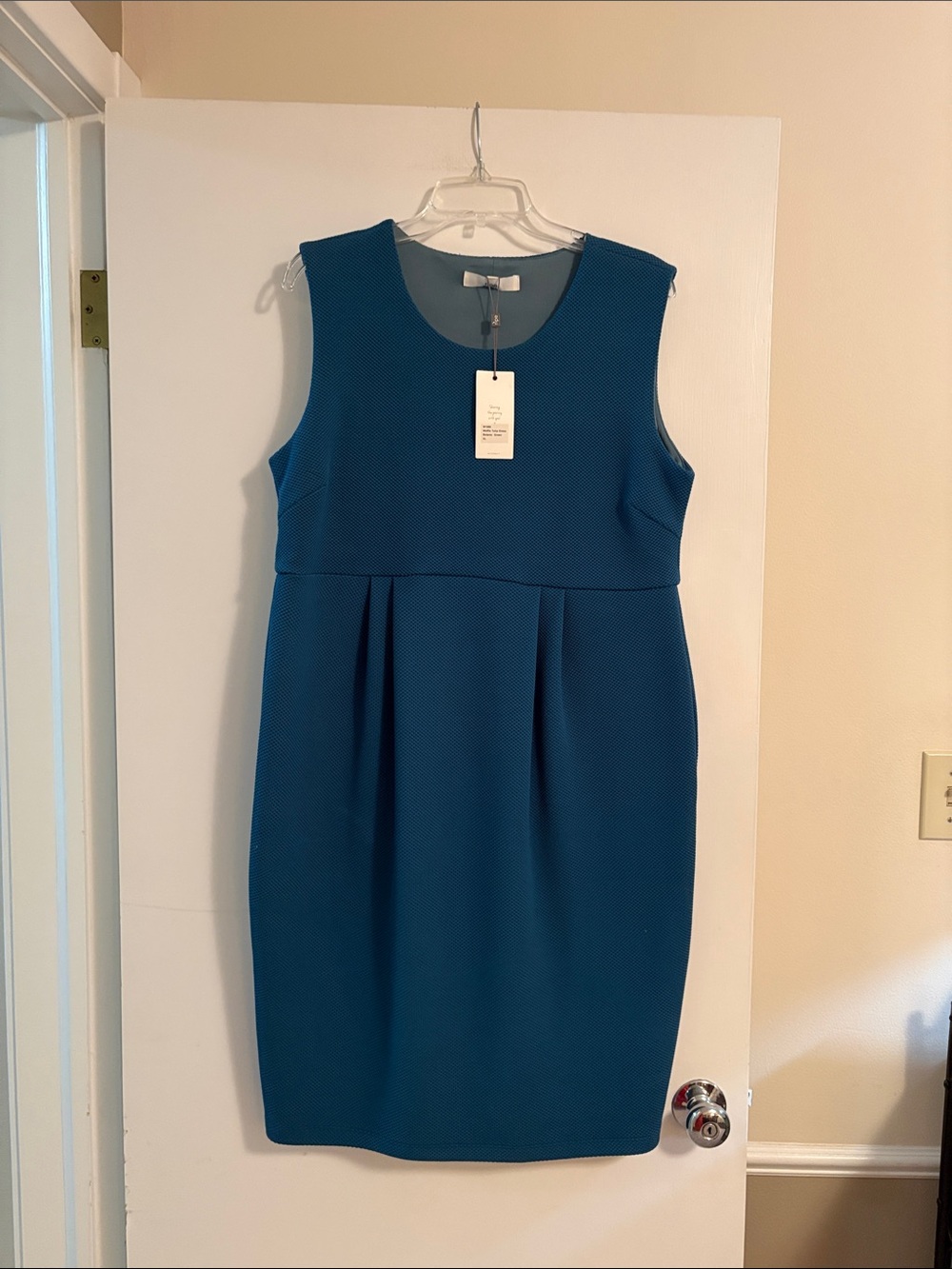🔹 Midi Dress
